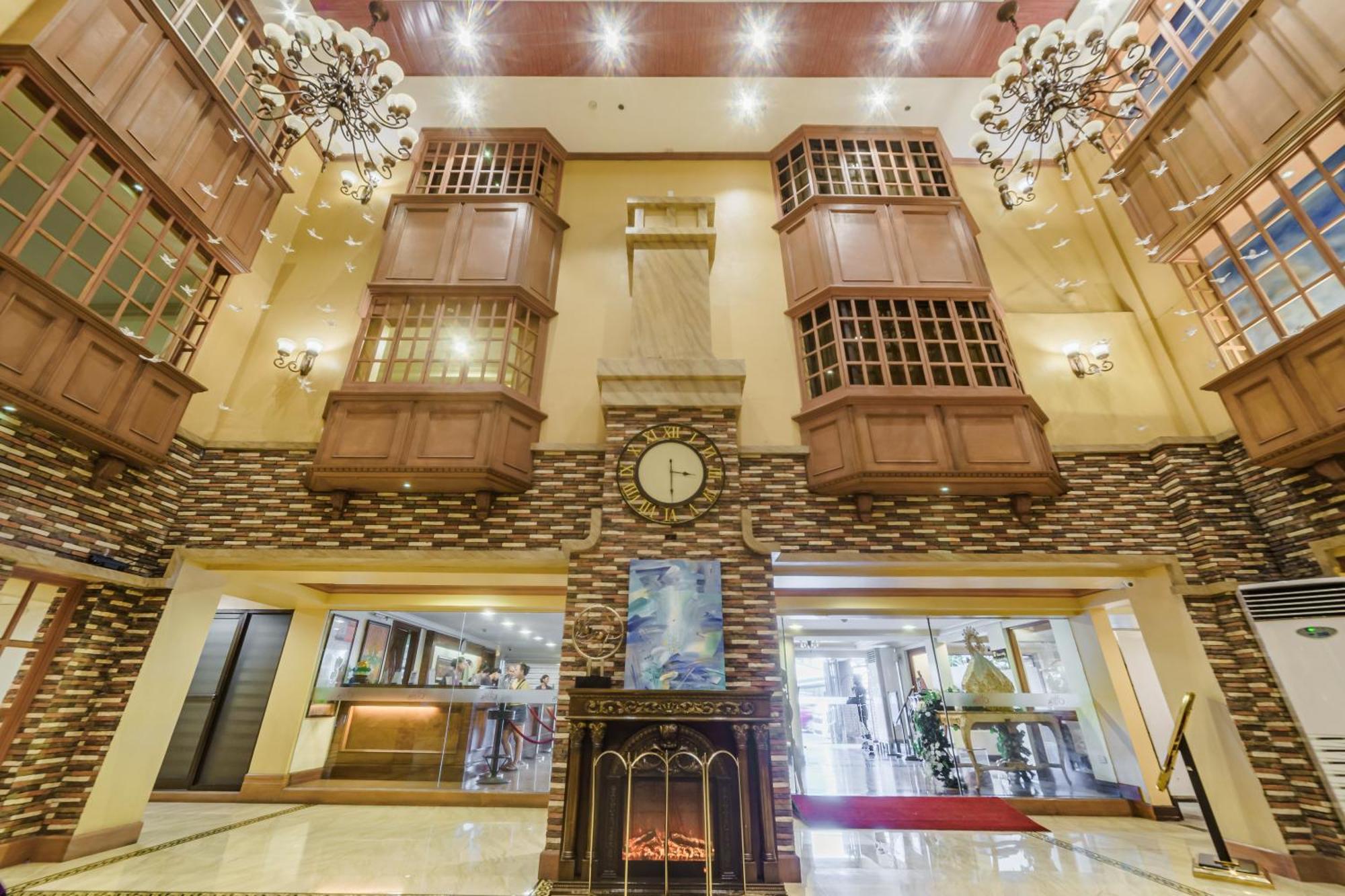Villa Caceres Hotel Naga  Luaran gambar